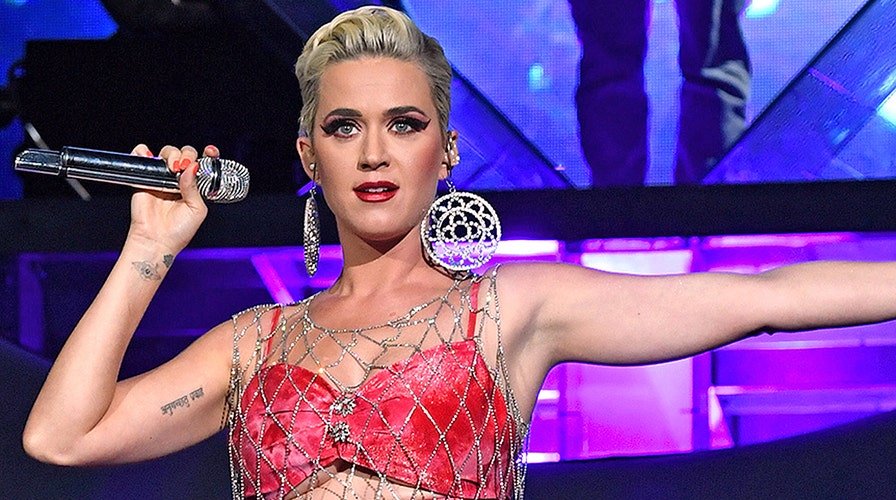 Katy Perry collapses on ‘American Idol’ from gas leak