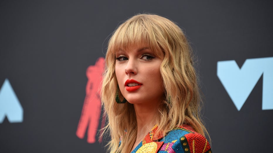 White House Responds To Taylor Swifts Equality Act Petition