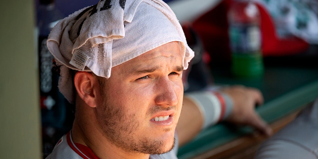 Angels' Mike Trout decides to play even with baby on the way