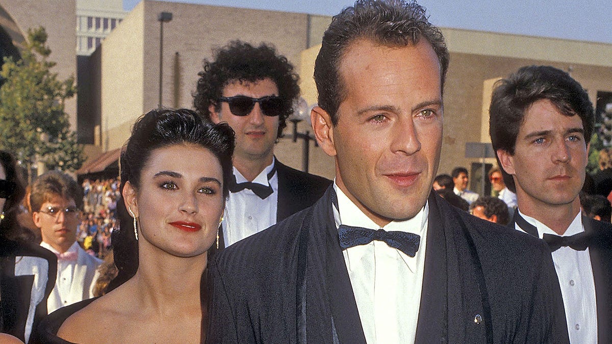 PASADENA, CA - SEPTEMBER 20:   Actress Demi Moore and actor Bruce Willis attend the 39th Annual Primetime Emmy Awards on September 20, 1987 at the Pasadena Civic Auditorium in Pasadena, California. (Photo by Ron Galella, Ltd./Ron Galella Collection via Getty Images)