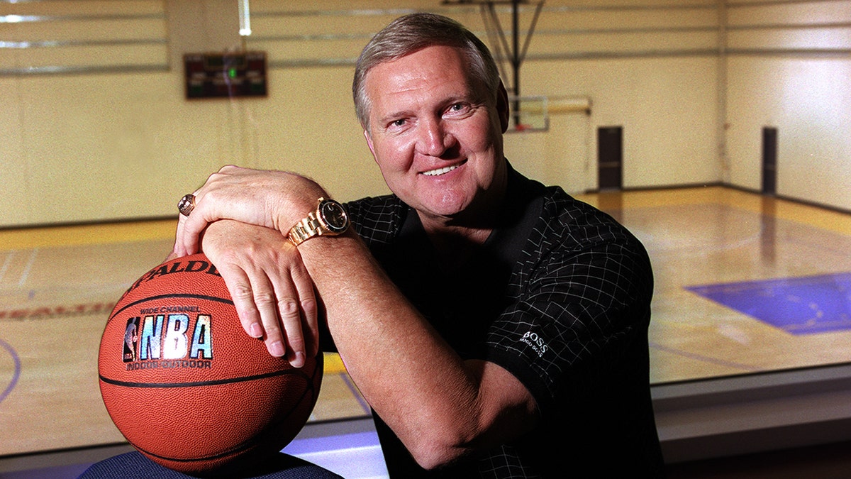 Jerry West, Lakers legend as player, coach and exec, says NBA team now treats him like 'piece of trash' | Fox News Jerry West, Lakers legend as player, coach and exec, says NBA team now treats him like 'piece of trash' | Fox News