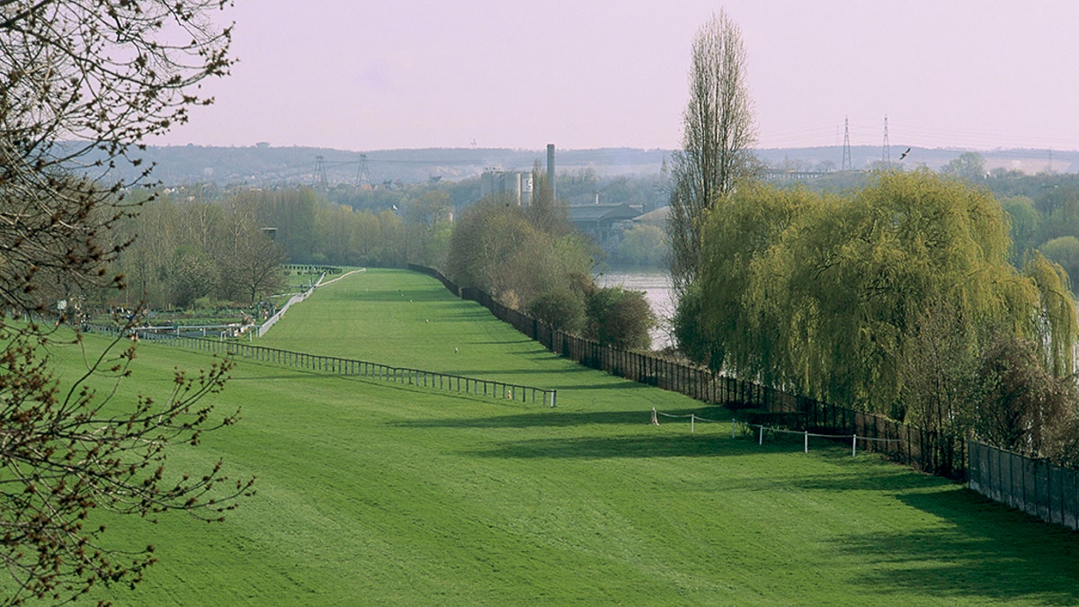 Ile-de-France: Yvelines, the racetrack at Maisons-Laffitte. The racetrack is the second largest one in France, after the one in Chantilly. (Photo by Catherine BIBOLLET/Gamma-Rapho via Getty Images)