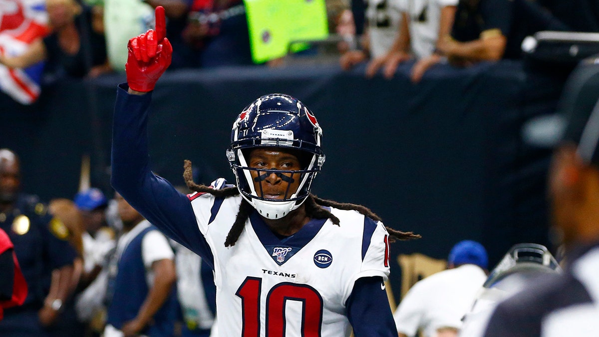 NFL Rumors: Chiefs trade for DeAndre Hopkins unraveled by unlikely