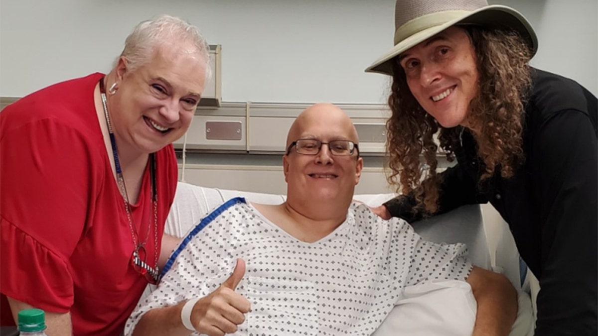 Weird Al Yankovic surprised Lonnie Craig, who has been hospitalized because of a low white blood count. (Julie Craig)