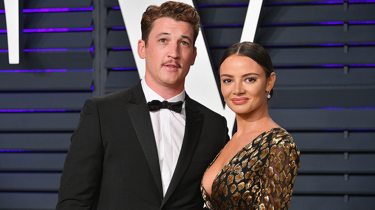 BEVERLY HILLS, CA - FEBRUARY 24: Miles Teller and Keleigh Sperry attend the 2019 Vanity Fair Oscar Party hosted by Radhika Jones at Wallis Annenberg Center for the Performing Arts on February 24, 2019 in Beverly Hills, California. (Photo by Dia Dipasupil/Getty Images)
