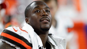 Girlfriend of Cleveland Browns defensive end Chris Smith is killed in car crash