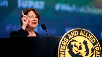 Klobuchar recounts bizarre story of killing duck by accident while golfing