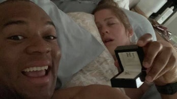 Man proposes to girlfriend for a month without her knowing it, goes viral