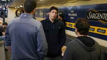 Injured Yelich still in the hunt for batting title