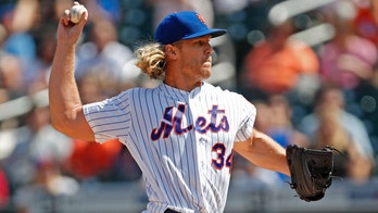 New York Mets' Noah Syndergaard fumes over having to throw to Wilson Ramos: reports