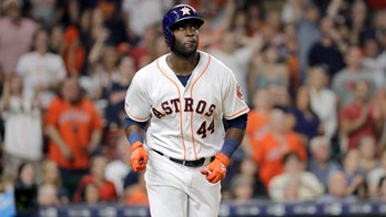 Houston Astros' Yordan Alvarez home run ball doesn't appear to land