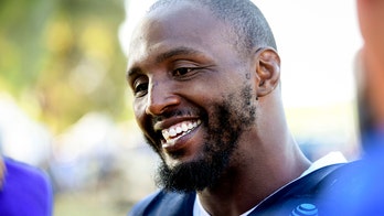 Dallas Cowboys' Robert Quinn accuses media of twisting anthem protests message