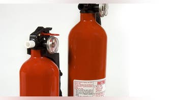 Utah restaurant owner appears to spray cigarette smoker in face with fire extinguisher