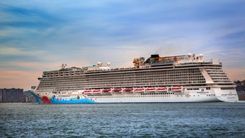 Hurricane Dorian forces Norwegian Breakaway cruise to divert to New Orleans, stranding 200