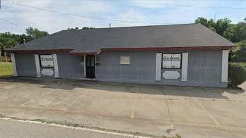 Shooting at crowded South Carolina bar leaves 2 dead, 8 wounded