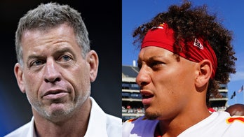 NFL Hall of Famer Troy Aikman appears unhappy with Patrick Mahomes comparison