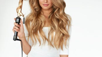 Beauty blogger criticized for 'housewife hair' tutorial: 'Disappointing'
