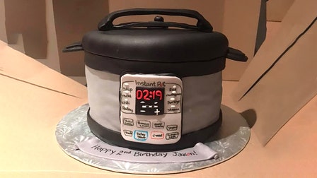 Mom orders Instant Pot-themed birthday cake for 2-year-old 'obsessed' with the appliance