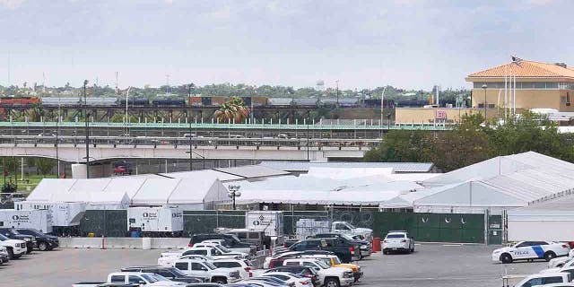 Located a short distance from the Rio Grande, the Migrant Protection Protocols Immigration Hearing Facilities in Laredo, Texas, are adjacent to the Gateway to the Americas International Bridge.