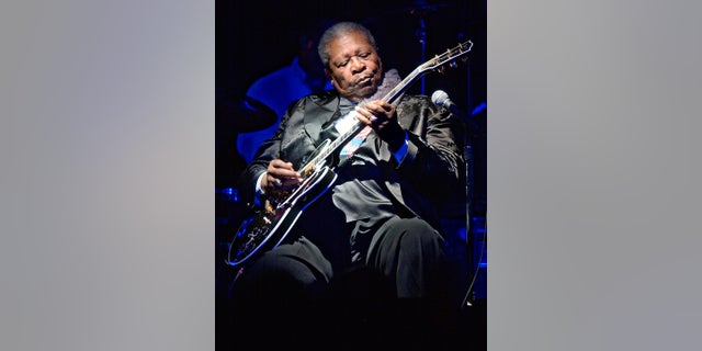 This June 20, 2002 file photo shows blues legend B.B. King performing at the second anniversary celebration of B.B. King's Blues Club and Grill in New York. (AP)