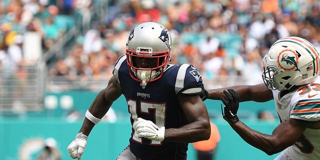 Antonio Brown #17 of the New England Patriots in action against the Miami Dolphins at Hard Rock Stadium on September 15, 2019 in Miami, Florida. (Photo by Mark Brown/Getty Images)