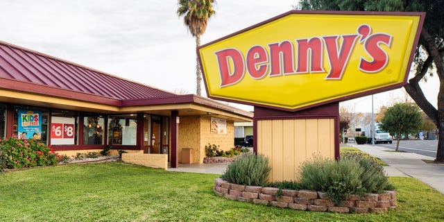 A Denny’s waitress is feeling very thankful after a generous couple of diners gifted her a car.