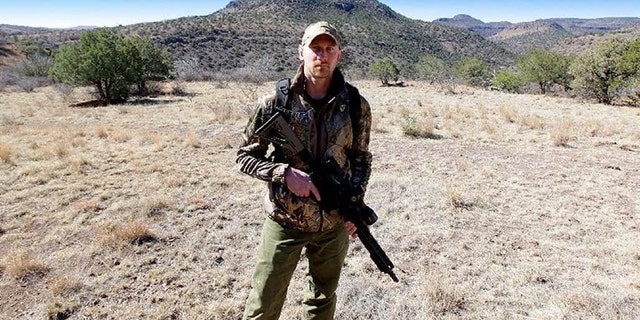 Dillon Behr (Dillon Behr)