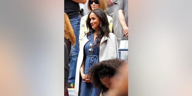 The former actress landed in the Big Apple on Friday for the “last-minute trip” on a commercial flight from London to cheer on Williams, a source said.