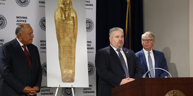 The Gold Coffin of Nedjemankh was presented to the Egyptian Minister of Foreign Affairs in a repatriation ceremony. (ICE)