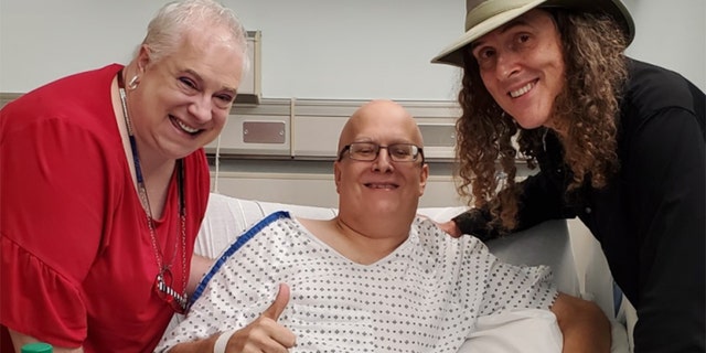 Weird Al Yankovic surprised Lonnie Craig, who has been hospitalized because of a low white blood count. (Julie Craig)