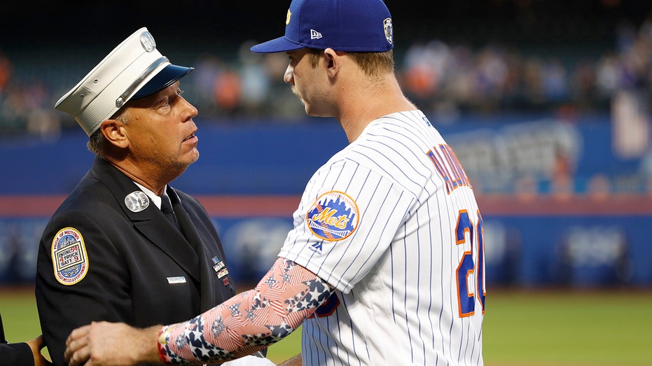 NY Mets' Pete Alonso customizes teammates' cleats to honor 9/11