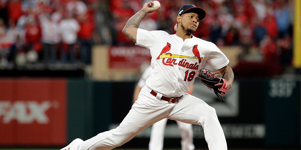 carlos martinez cardinals jersey