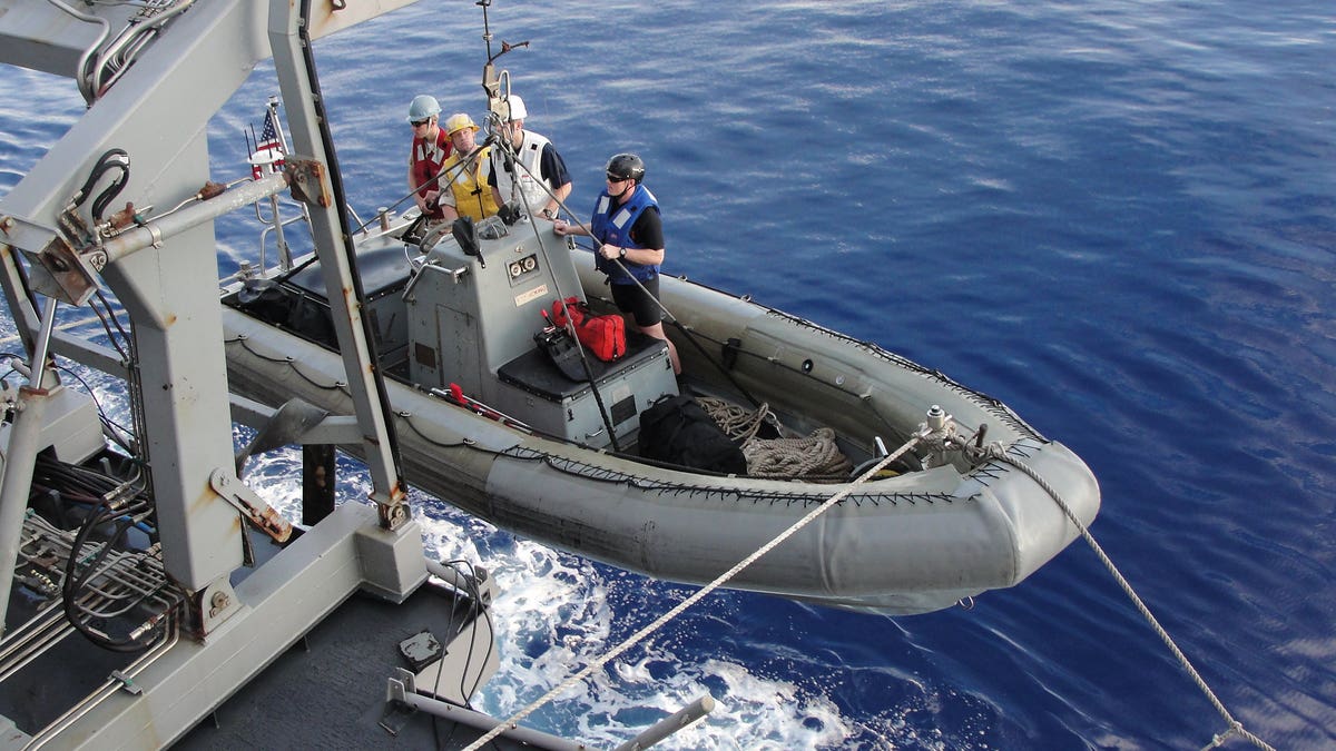 Sailors aboard the guided-missile cruiser USS Leyte Gulf (CG 55) conduct rigid-hull inflatable boat operations. (U.S. Navy photo by Ensign Lisa M. Holsberger)