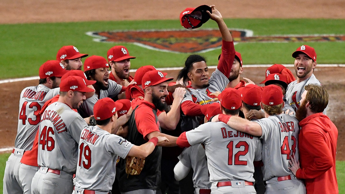 Cardinals Reliever Makes Bizarre Team History