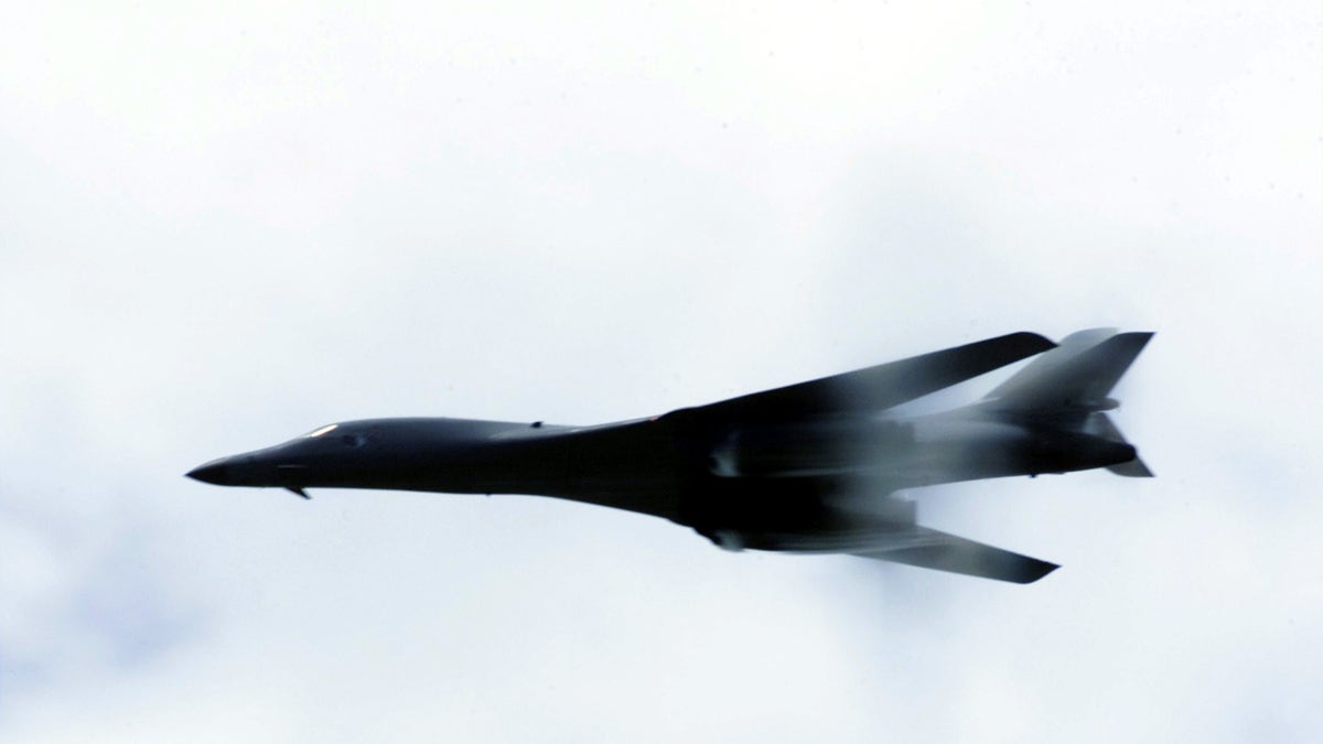 Air Force Bomber Plan: B-2, B-52 And B-1 To Fly Into 2040 | Fox News