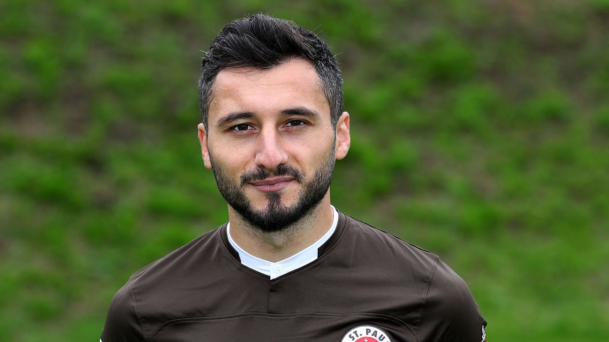 HAMBURG, GERMANY - JULY 15: Cenk Sahin of FC St. Pauli poses during the team presentation at Training Center Kollaustrasse on July 15, 2019 in Hamburg, Germany. (Photo by Martin Rose/Bongarts/Getty Images)