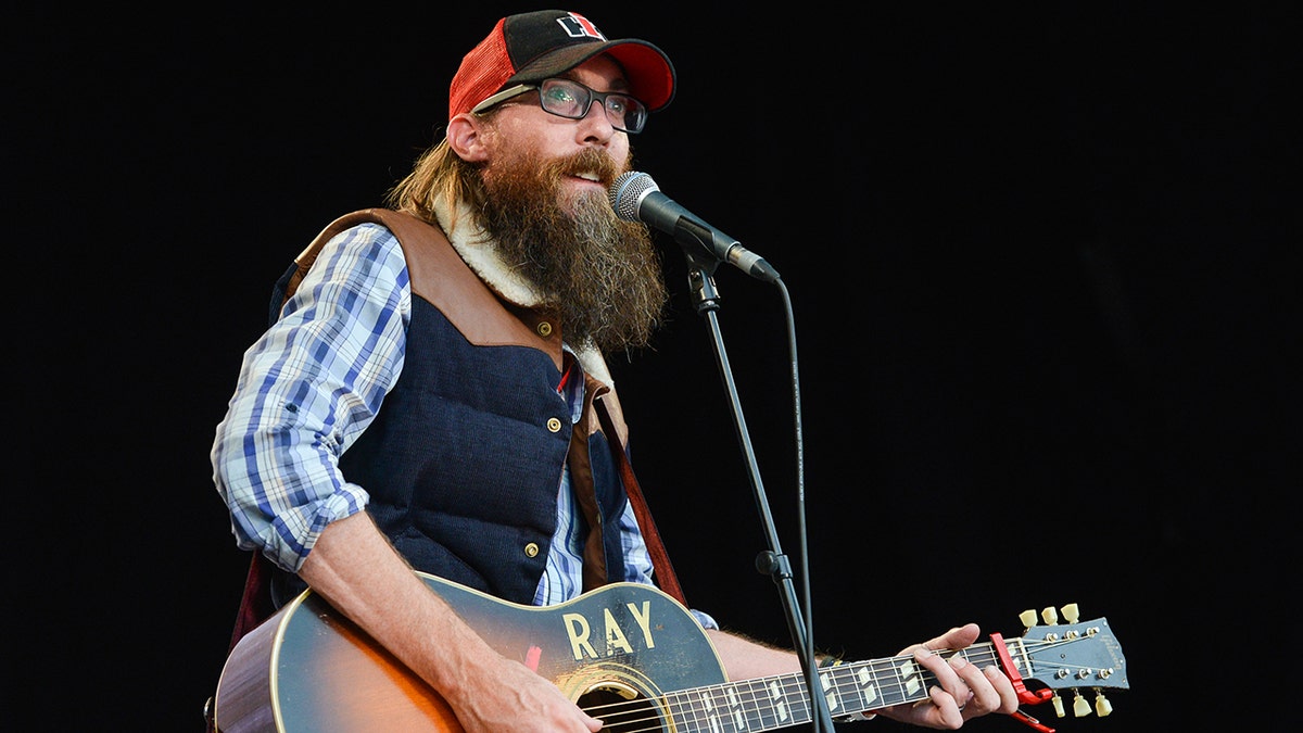 David Crowder performs on stage in support of One campaign's Agit8 event at Tate Modern on June 12, 2013 in London, England. (Photo by Andy Sheppard/Redferns via Getty Images)