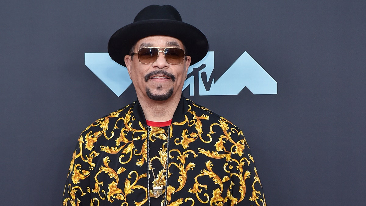 Rapper Ice-T on red carpet