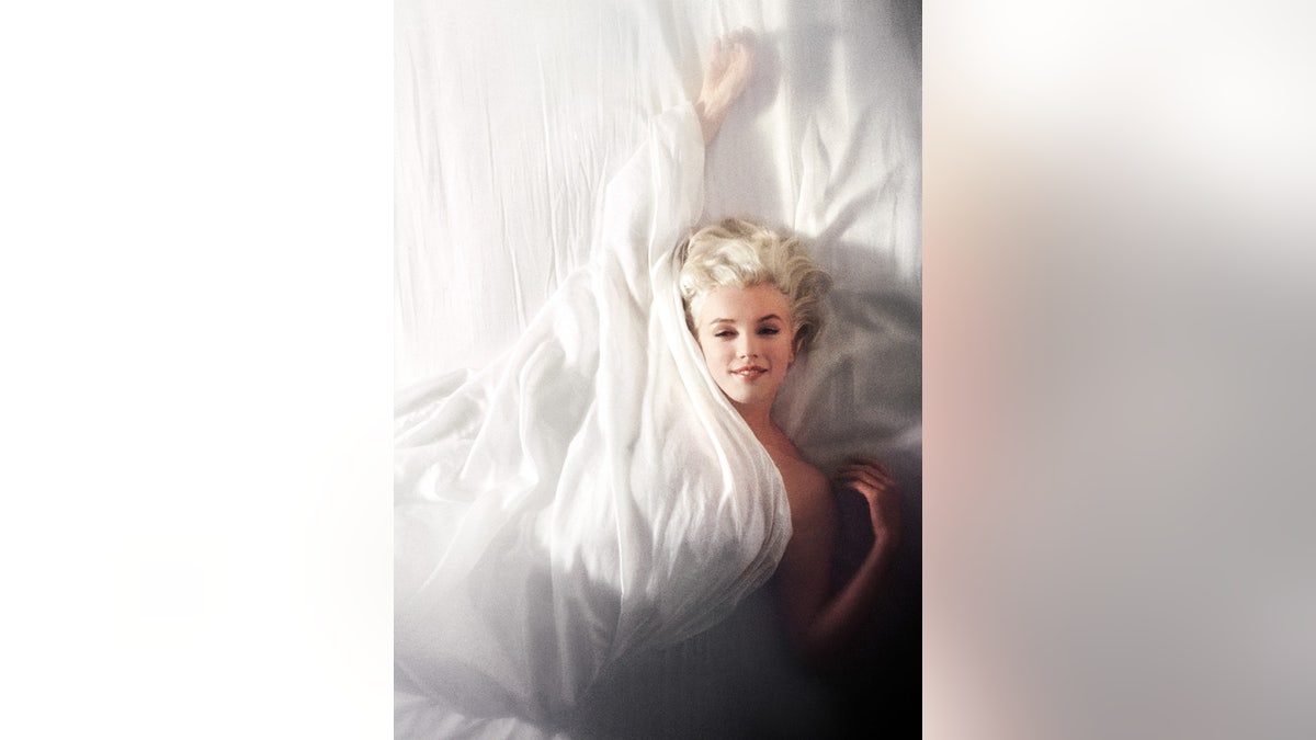 Marilyn Monroe gave photographer a night he'll never forget.