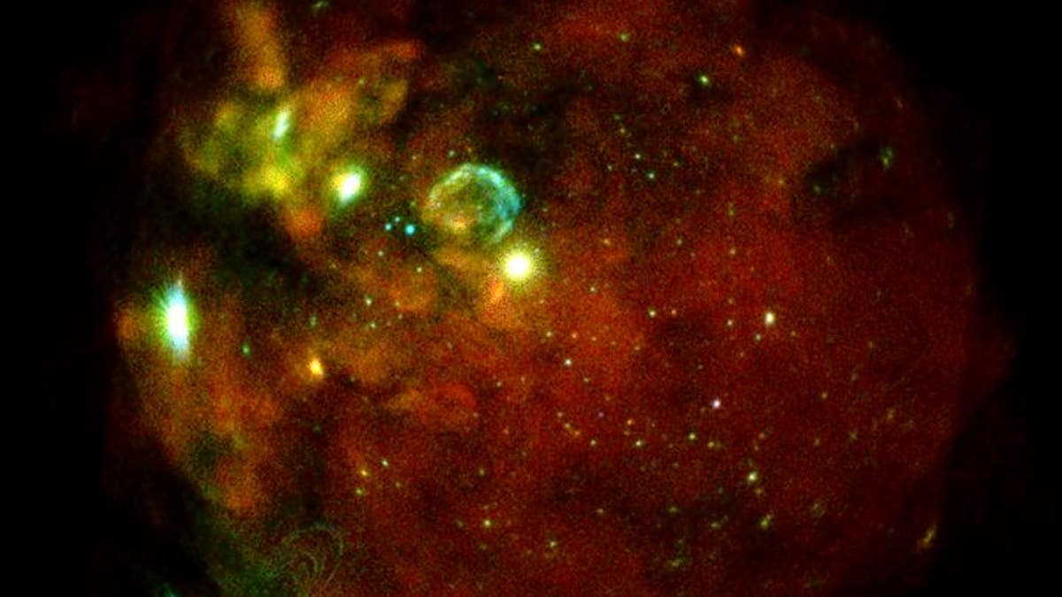 This eROSITA image shows the Large Magellanic Cloud, our galactic neighbor.