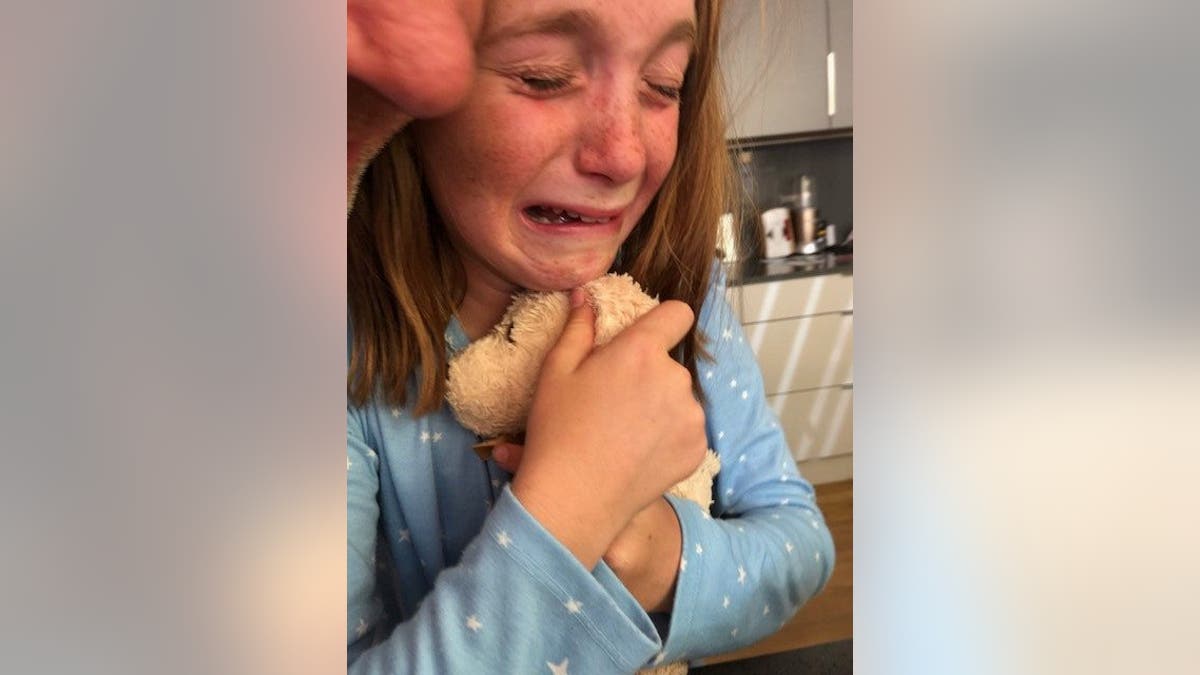 Millie's mom took photos of her daughter's emotional reunion with "Special Dog."