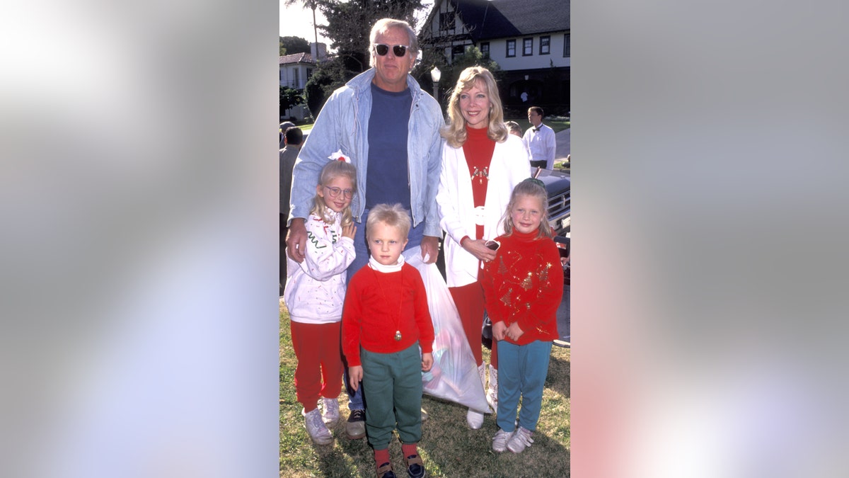 Actor Ron Ely, with wife Valerie Lundeen, and their three children at the Second Annual Toys for Tots Benefit on December 19, 1992 at Hancock Park in Los Angeles, California.