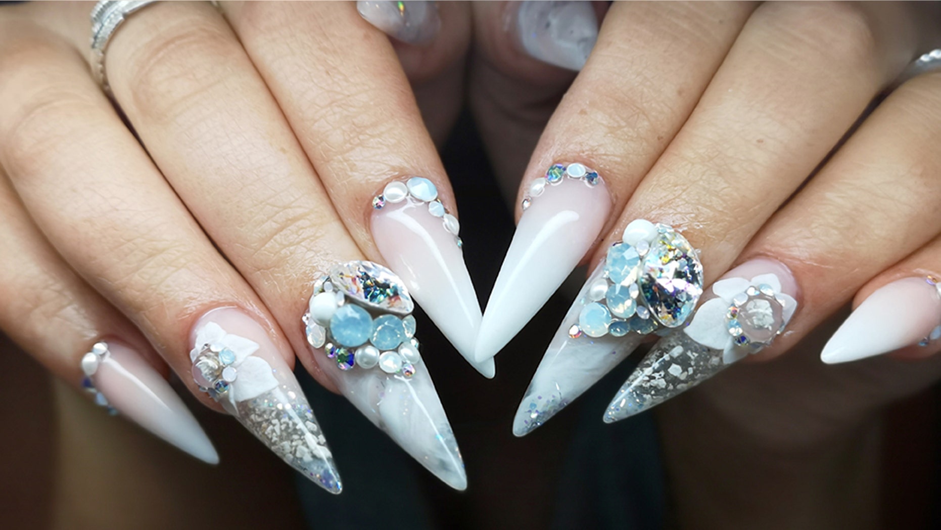 Nail arts Nail arts