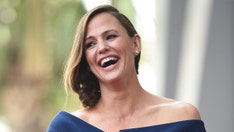 Jennifer Garner's Halloween costume is a mailbox: 'Go funny over sexy'
