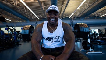 Airman sets world record with 551-pound bench press: 'Humble and grateful'
