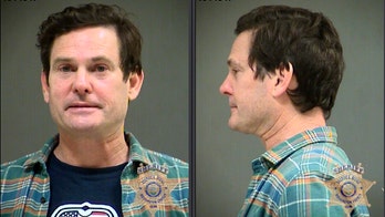 'E.T.' star Henry Thomas tried to fake urine sample after DUI arrest: police