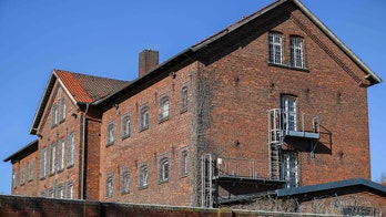 Half-naked German teen climbs up prison to win back ex-girlfriend: reports