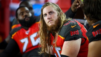 Tampa Bay Buccaneers offensive lineman played with broken arm, Bruce Arians says