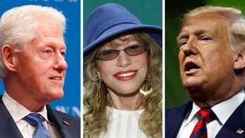 Carly Simon rips 'repulsive' Trump recalling encounter, defends 'brilliant' Bill Clinton from #MeToo backlash
