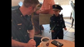 Oklahoma boy, 3, wows police with his uniform